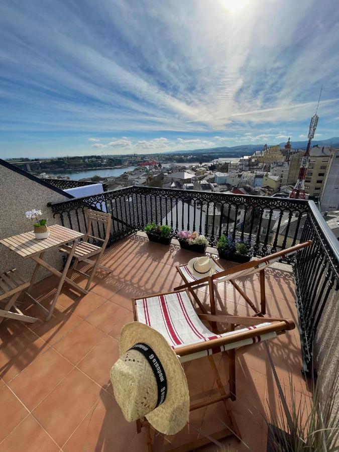 Moderno Piso Con La Mejor Terraza De Ribadeo Y Vistas Maravillosas Exterior photo